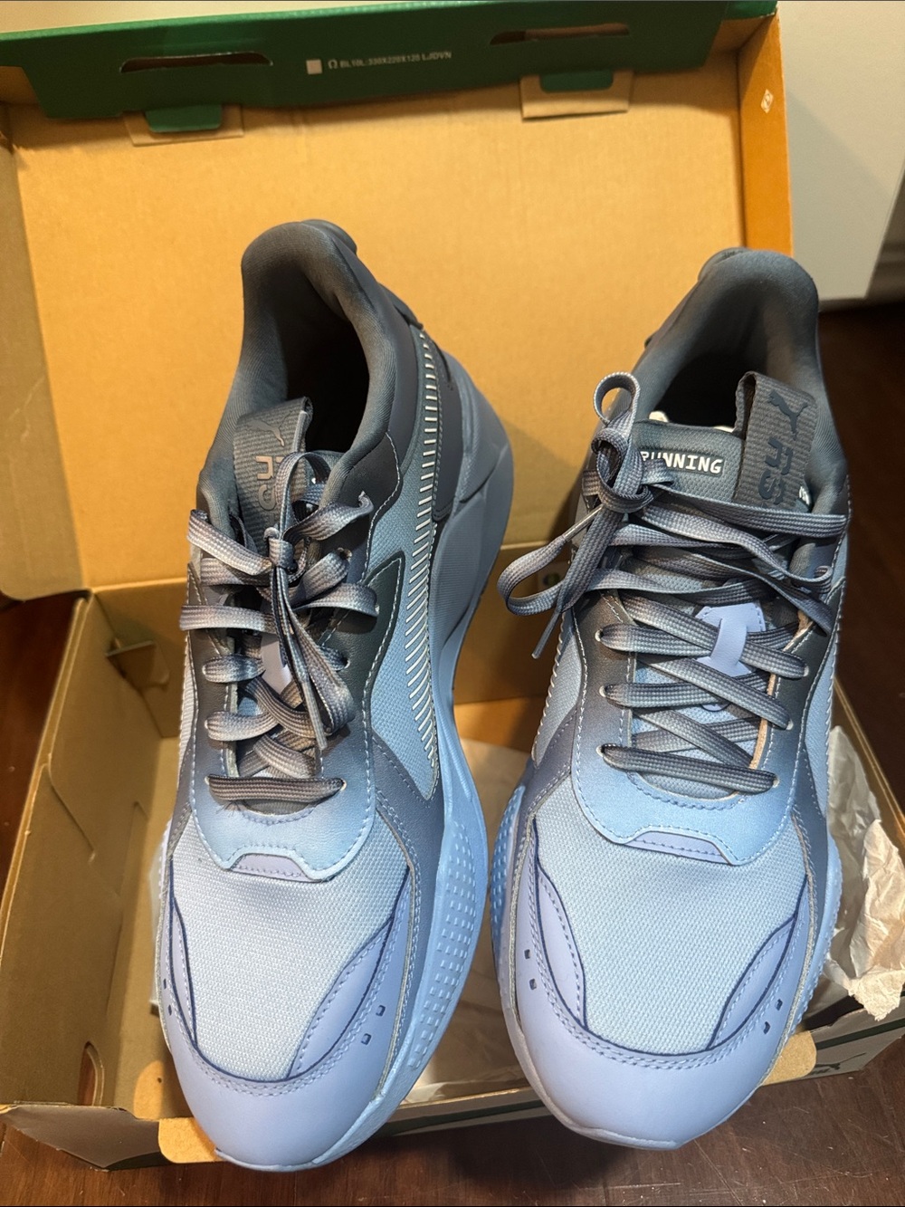 Puma Men’s Light Blue and Gray Athletic Sneakers